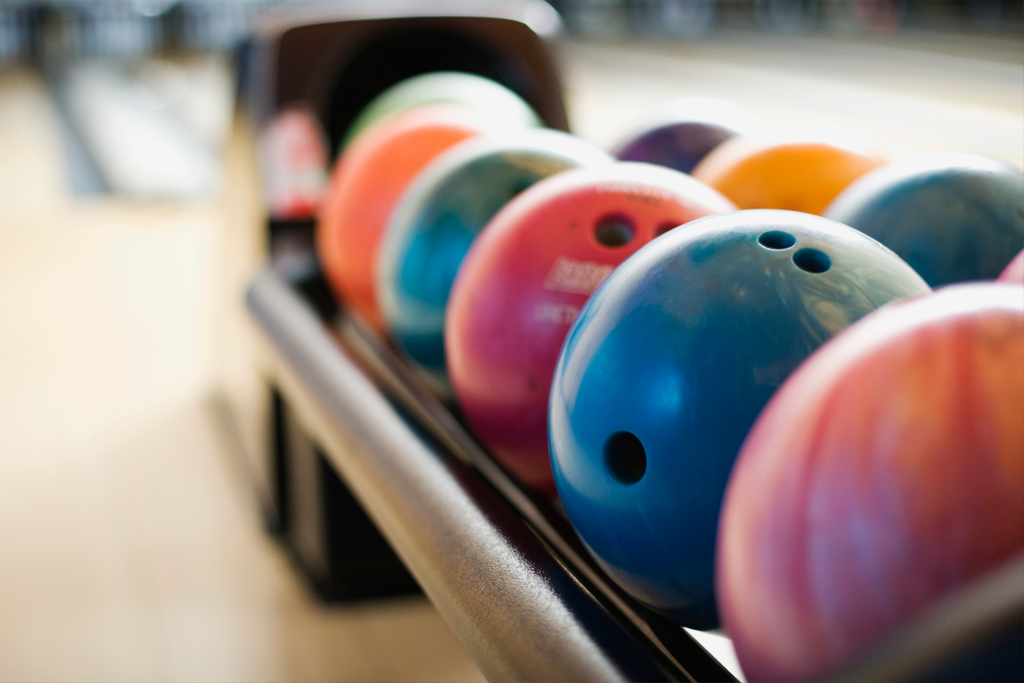 3 Common Mistakes To Avoid When Buying Bowling Balls on eBay and Faceb — DiscountBowlingSupply.com