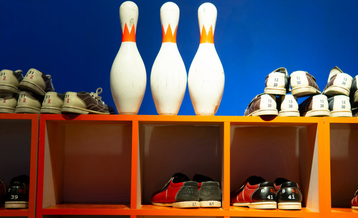 All Of Your Bowling Needs from Discount Bowling — DiscountBowlingSupply.com