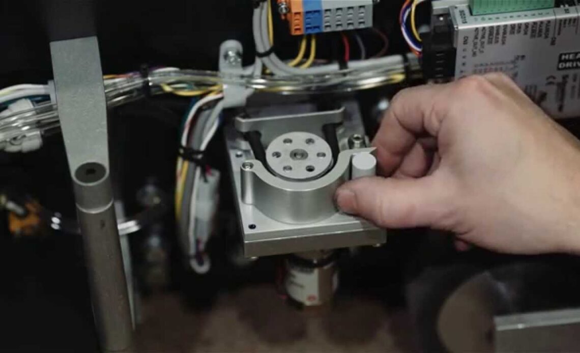 Changing the Cleaner Concentrate Pump Tubing (FLEX / FLEX Walker)