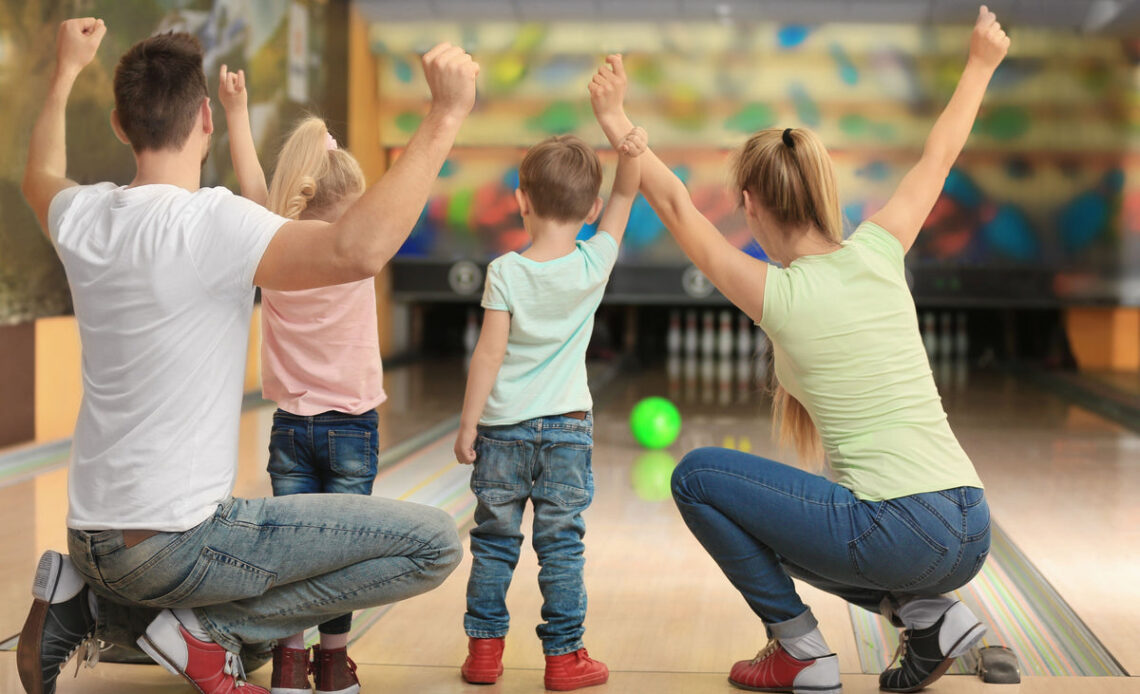 Top Reasons Why Bowling Night is a Fun Family Activity — DiscountBowlingSupply.com