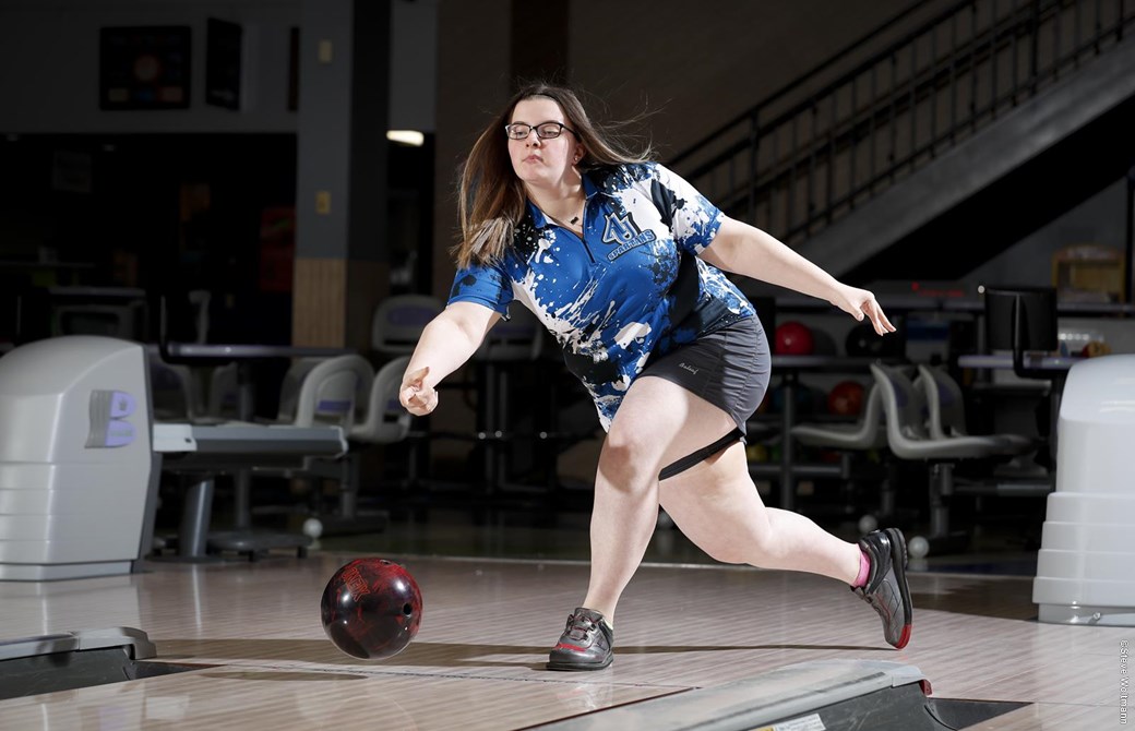 Bergin Named CCIW Bowler of the Week