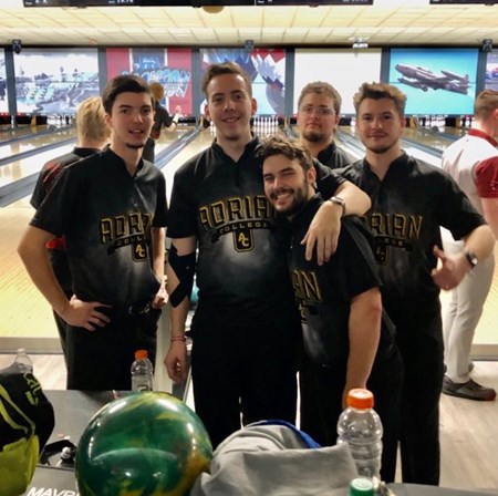 Men's Bowling Places 12th at the 19-Team Alma College Classic