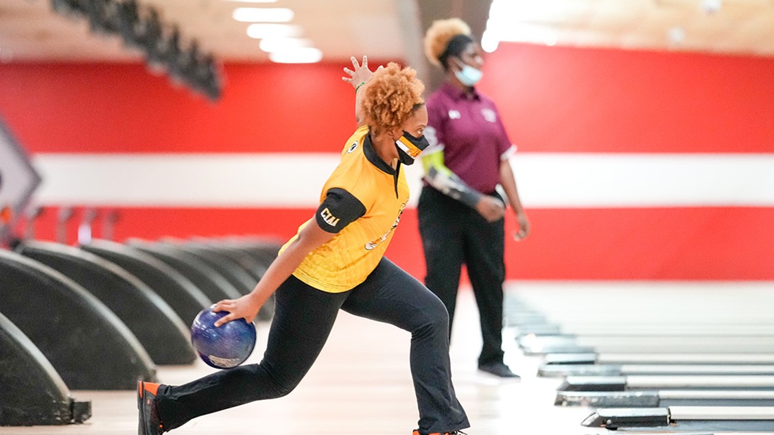 Watts Highlight Bulldogs at VUU Invitational