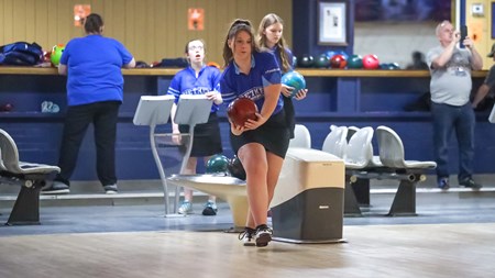 Women's Bowling Finishes 14th at Scotty Classic