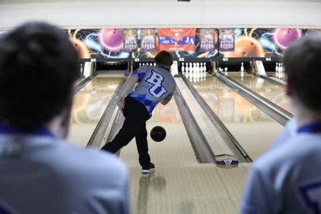 Men's Bowling finishes fifth in second Crossroads League Tournament