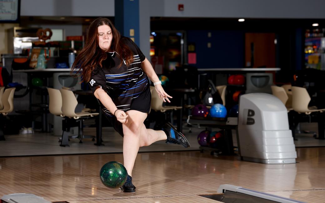 Ruzevich Named CCIW Bowler of the Week