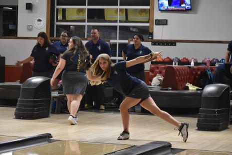 Women’s bowling completes weekend at Clarke Invite